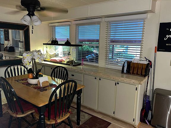 4th image of 19232 Indian Wells Ct