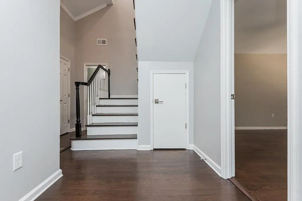 3 bed, 2.5 bath, 1782 sqft, $3,950 — Photo 4