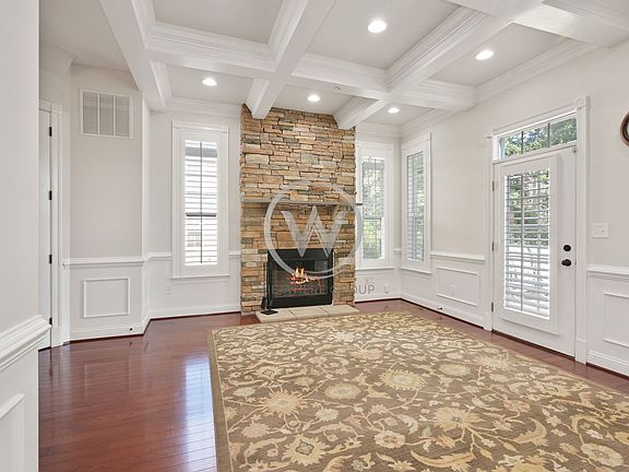 Living Room w/ Fireplace