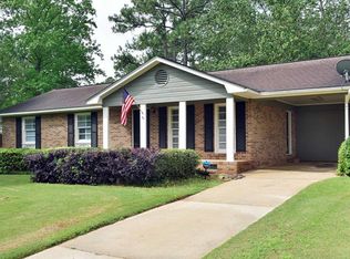 1813 Lakeridge Dr, Albany, GA 31707