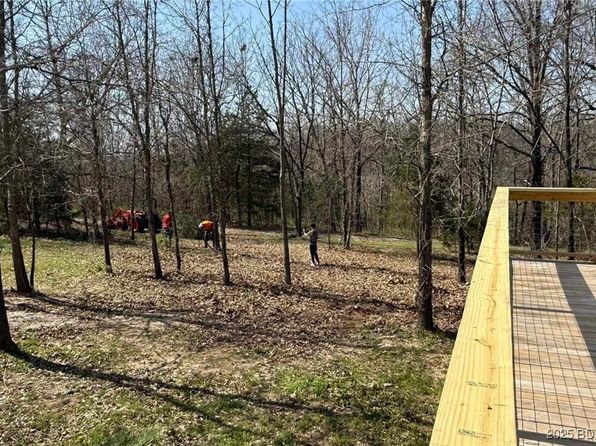 13 Autumn Trails Ln, Eldon, MO 65026