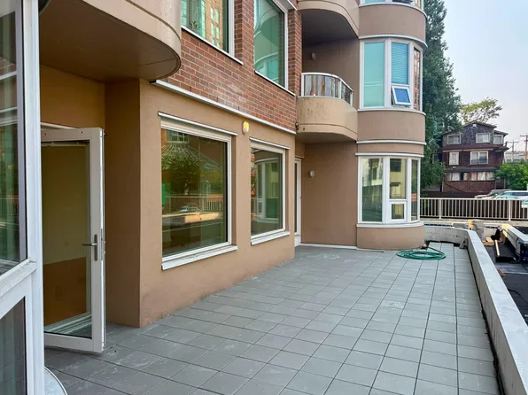 1845 Robson St #101, Vancouver, BC V6G 1E4
