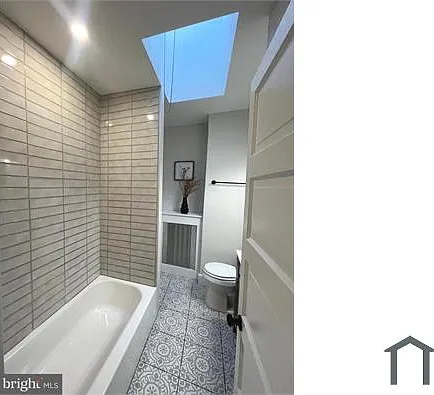 5745 Hunter St — Photo 10