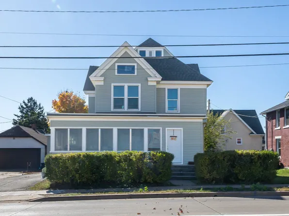 75 W Pine St, Platteville, WI 53818