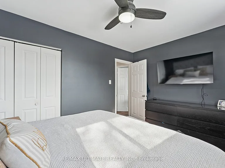 35 Algonquin Blvd #MAIN — Photo 11