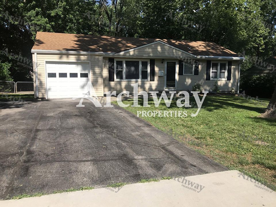 Welcome Home to 8140 Barkley St!