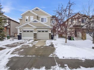 1712 64th St SW, Edmonton, AB T6X0M8