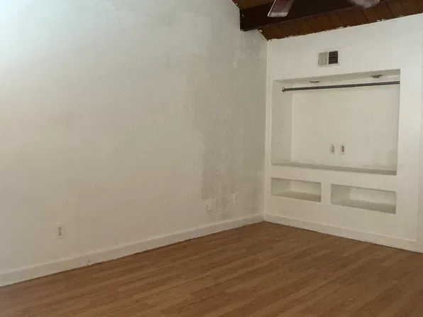 836 Illinois Ave APT 32, Los Banos, CA 93635