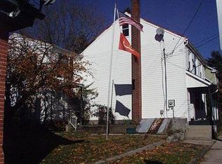 32 E High St, Maytown, PA 17550