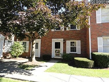 2nd image of 2323 Front St