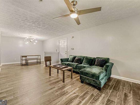 3rd image of 10204 Fairington Ridge Cir