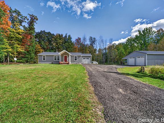 5th image of 5370 N Alamando Rd