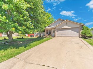 2782 Chancery Pl, Springdale, AR 72764