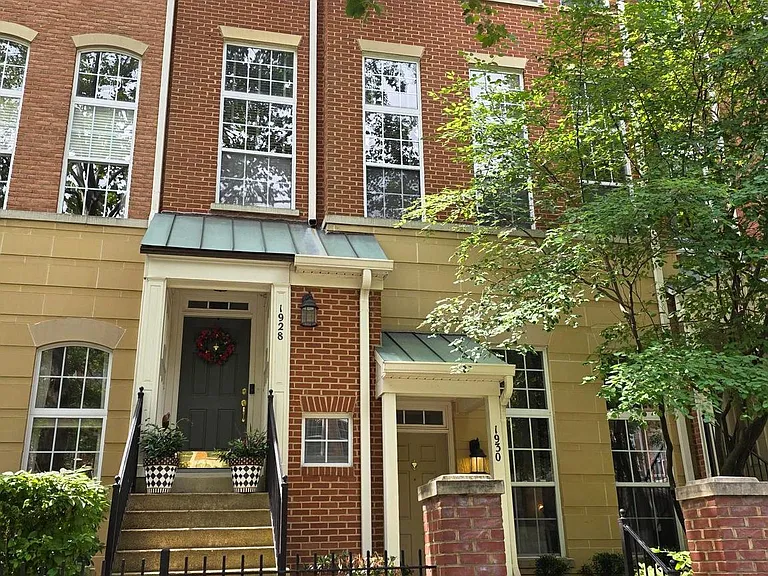1928 Crescent Park Dr #29B — Photo 1