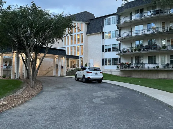 8750 Harrison Ave APT 203, Munster, IN 46321