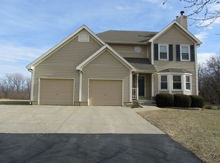 20032 167th St, Basehor, KS 66007