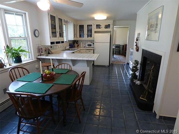 Spacious, eat-in kitchen