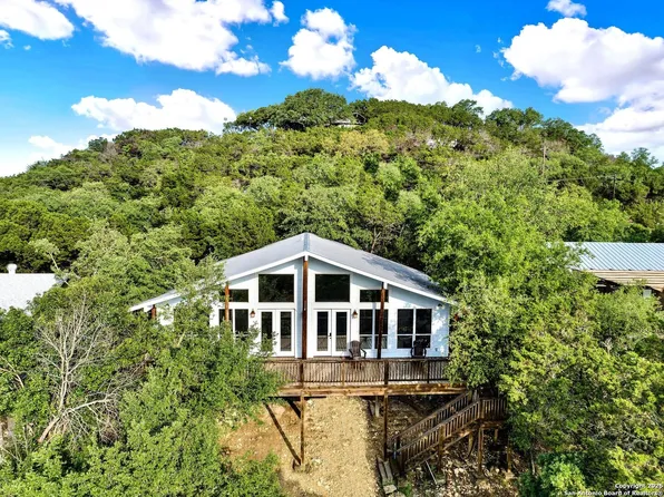 360 Lookout, Lakehills, TX 78063