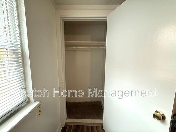 4th image of 141 S Prince St APT 2