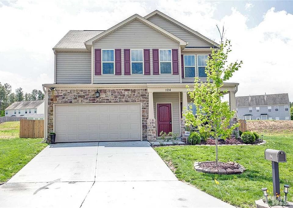 1st image of 104 Jigsaw Dr