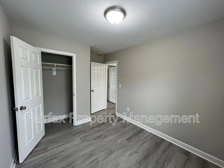 2311 Owen St #C — Photo 7
