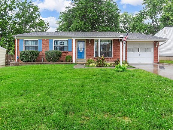 2nd image of 2827 Laurel View Ln