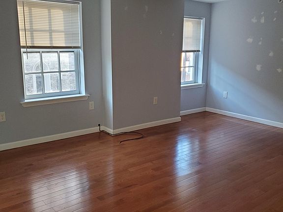 5th image of 1442 Lombard St #3F