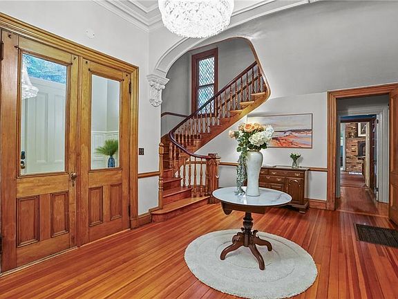 5th image of 43 Old Beach Rd