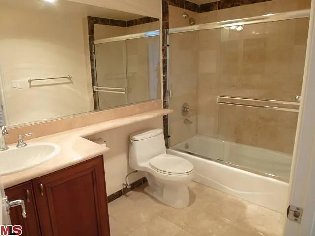 1828 Glendon Ave #Penthouse 1 — Photo 10