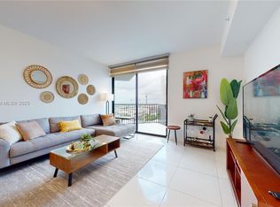 5300 Paseo Dr #1005, Doral, FL 33166