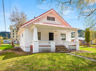 107 Pend Oreille Blvd, Metaline Falls, WA 99153