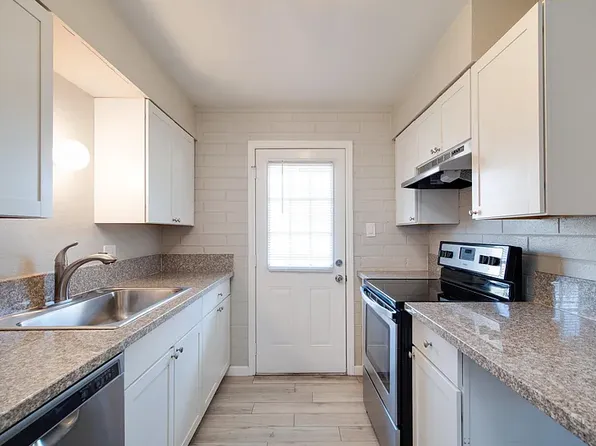 933 S Farmer Ave APT 1, Tempe, AZ 85281