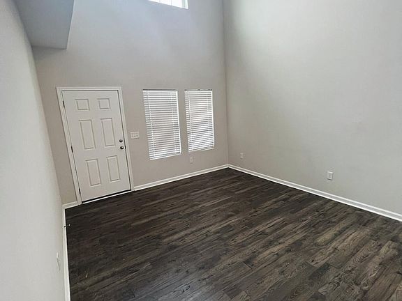4th image of 351 Trevally Court