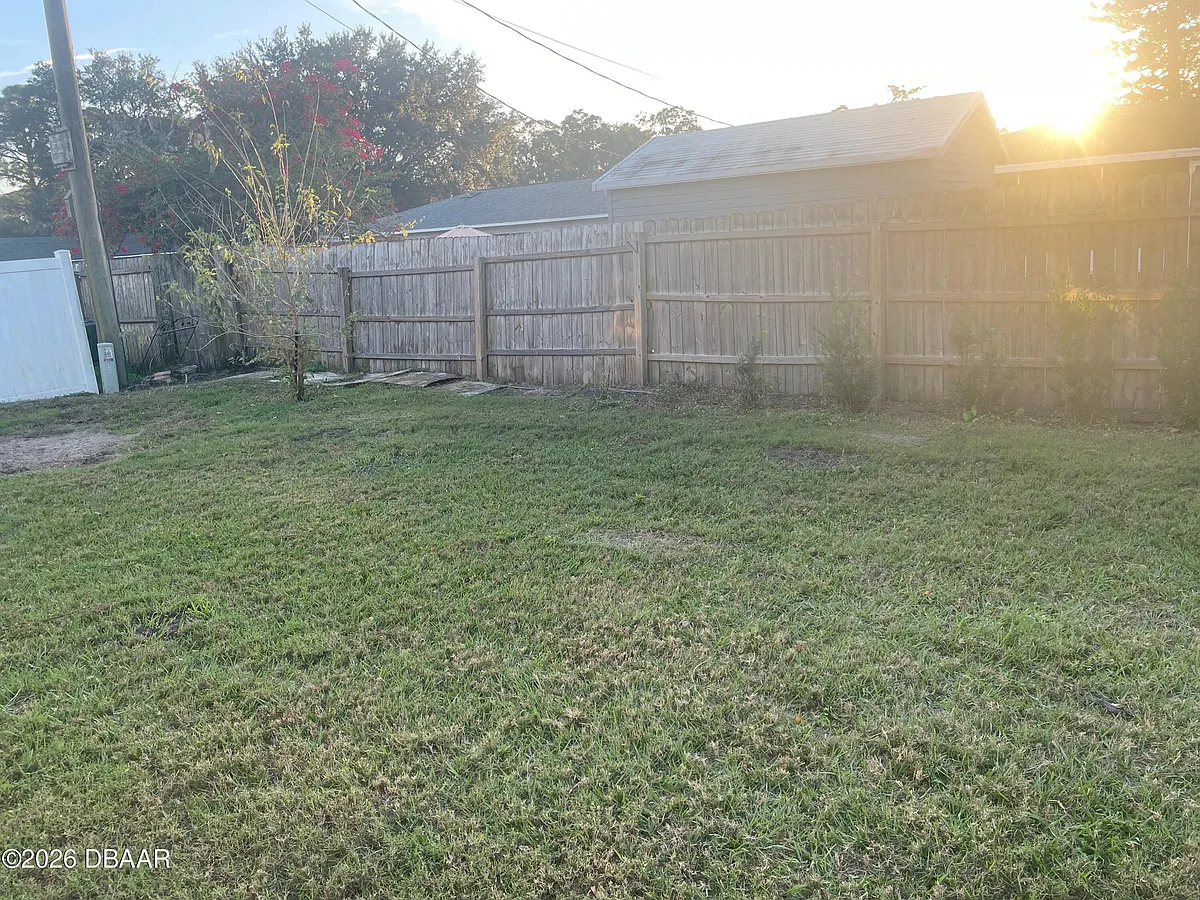 Building Photo - 3120 Juniper Dr