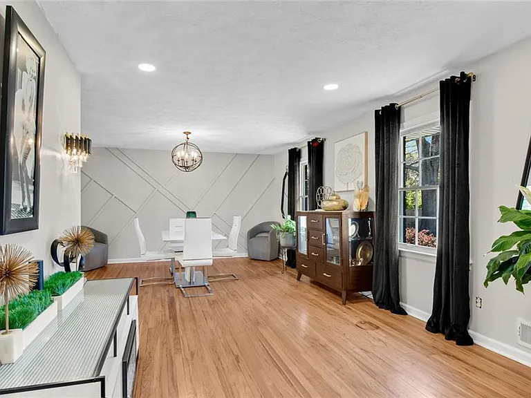 3941 Forest Dr — Photo 10