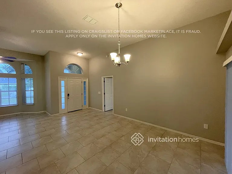 3221 Stevenson St — Photo 3
