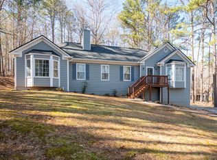635 Driftwood Dr, Woodstock, GA 30189