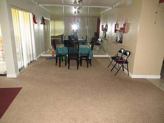 2nd image of 8851 N New River Canal Rd APT 21