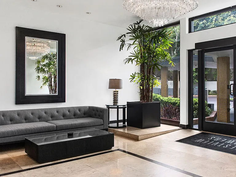 1155 N La Cienega Blvd #306 — Photo 31
