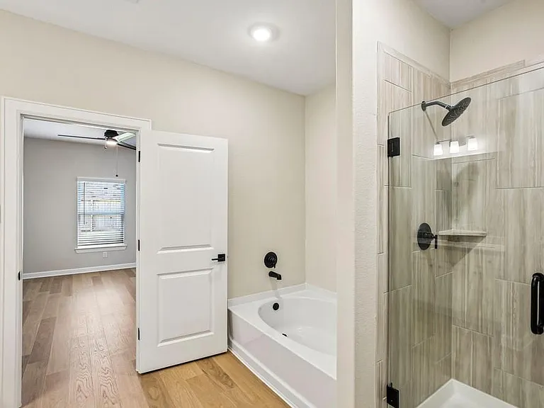 3085 Sorrento Hill Dr — Photo 20