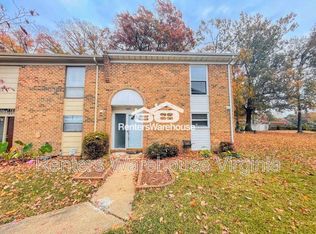 5000 Dunderdale Ct, Virginia Beach, VA 23462
