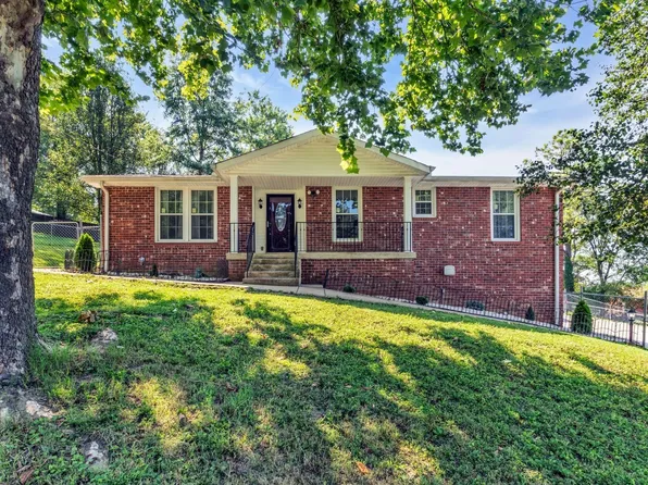 511 Elba Dr, Goodlettsville, TN 37072