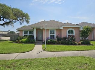 2304 Madrid Dr, Ingleside, TX 78362