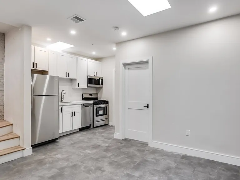 19 Sheafe St — Photo 1