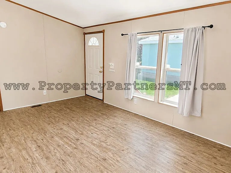 118 Sunlight Ave — Photo 4