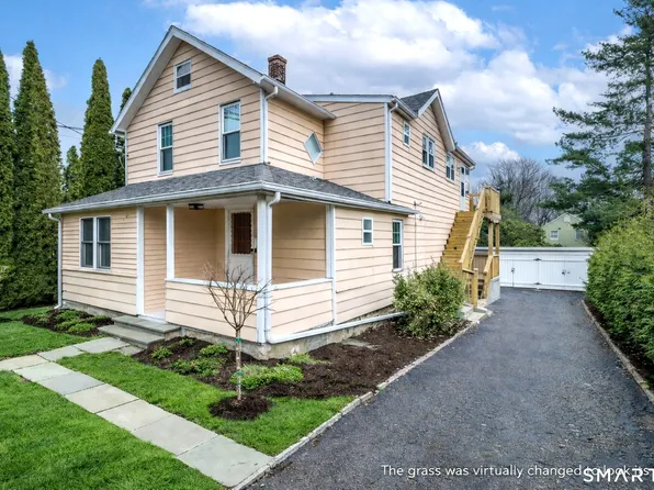 16 Raymond Street, New Canaan, CT 06840
