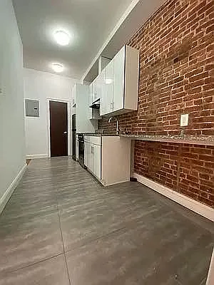 Rented by Compass | media 9