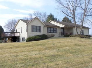 88 Lake Summerset Rd, Davis, IL 61019