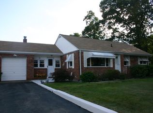 160 Rabbitt Hill Rd, Cumberland, RI 02864