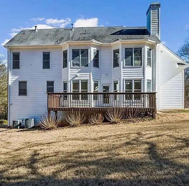 4 bed, 3400 sqft, $3,100 — Photo 4